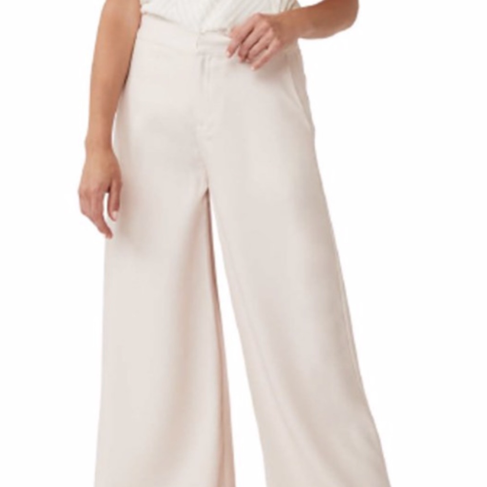 Far & Away Wide Leg Pant